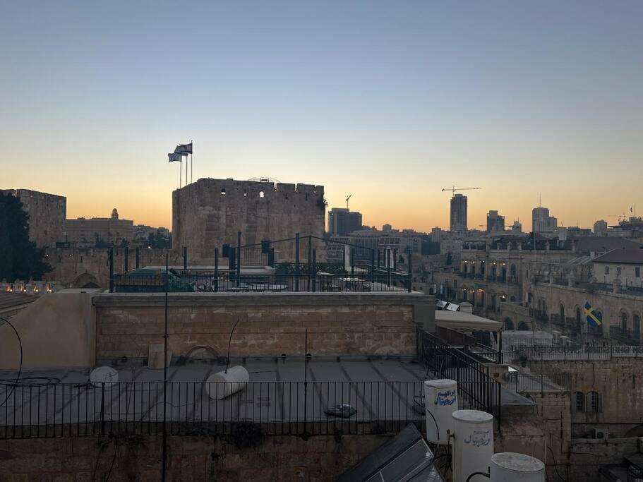 Very Nice Apartment With View Of All The Old City Jerusalem Exterior photo
