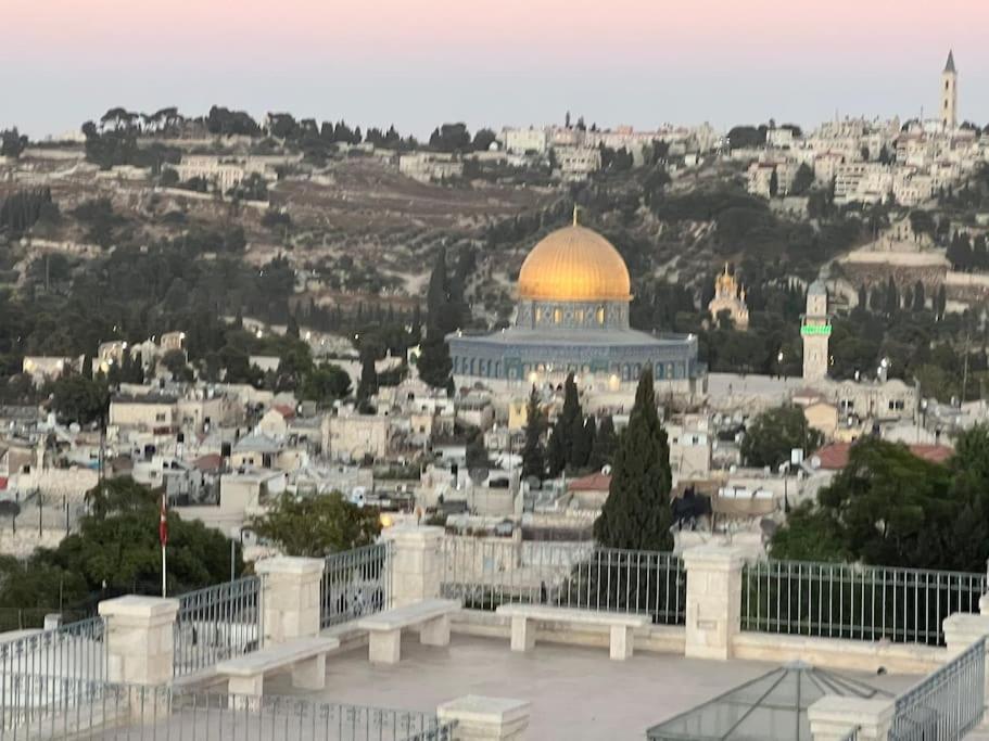 Very Nice Apartment With View Of All The Old City Jerusalem Exterior photo